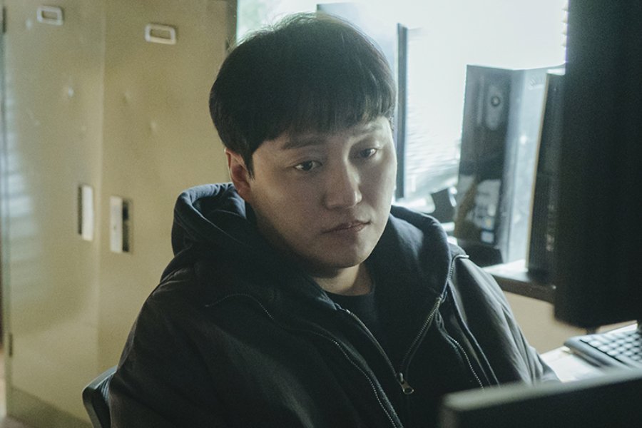 Kim Dae Myeung Is A Respected Academy Director With A Sinister Double Life In “The Husband”