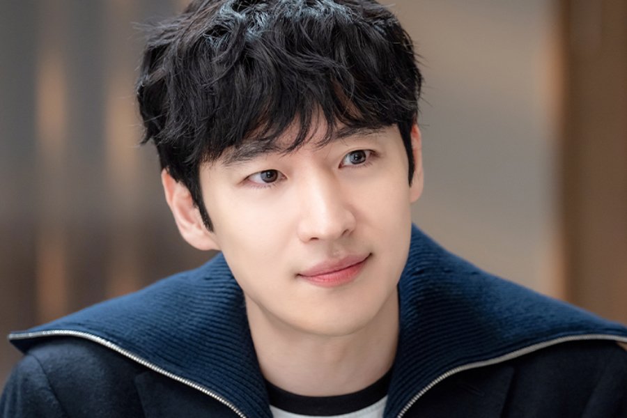 Lee Je Hoon Is An Eccentric Law Office Manager Who Only Takes On Unwinnable Cases In New Drama “The Long Shot Trial”