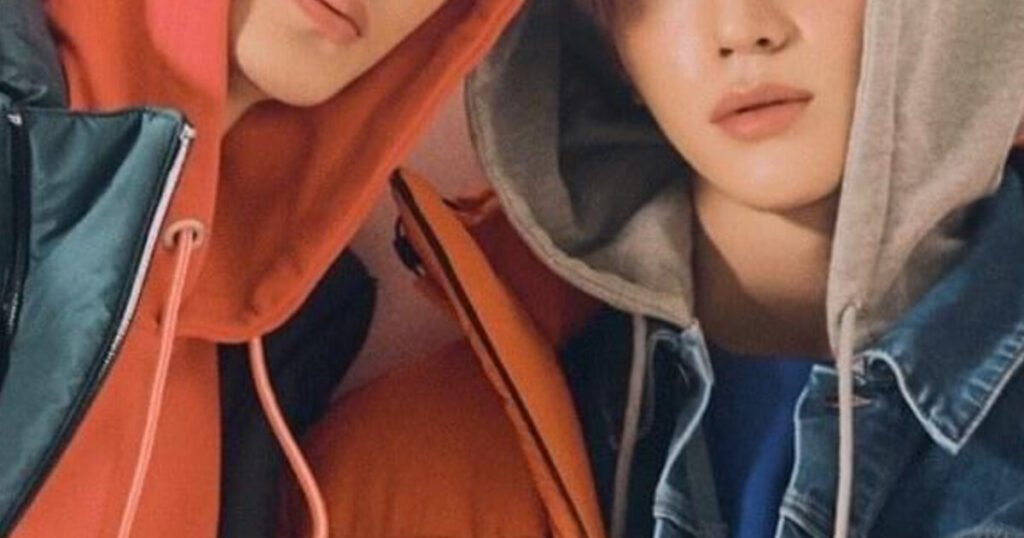 Mark Lee Spotted In Photos With NCT Member, Sparks Massive Response Mark Lee Spotted In Photos With NCT Member, Sparks Massive Response