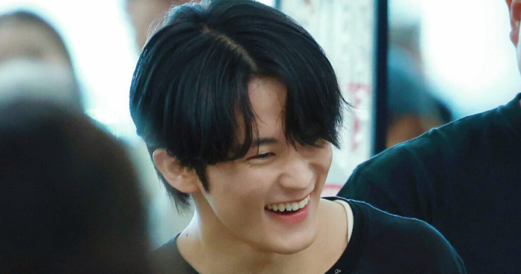 Mark Lee’s First Public Appearance Since Ongoing Controversy Sparks Fury