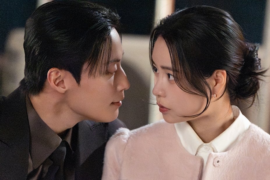 "My Royal Nemesis" And Its Stars Top Most Buzzworthy Drama And Actor Rankings In Final Week On Air
