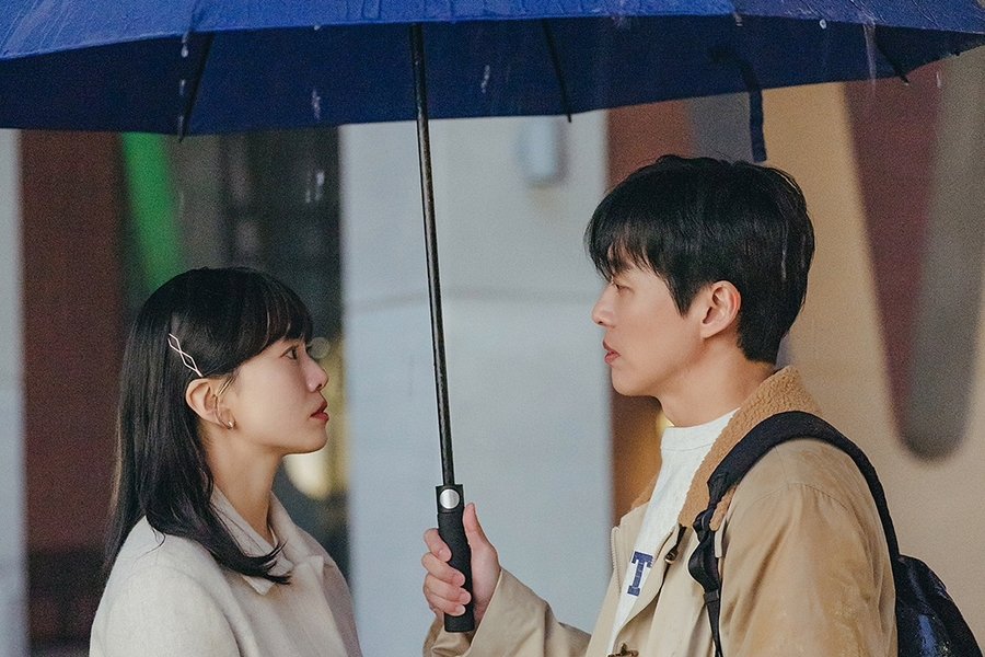 Namkoong Min And Lee Seol’s Sweet College Romance Contrasts Sharply With Their Present-Day Relationship In “The Husband” Namkoong Min And Lee Seol's Sweet College Romance Contrasts Sharply With Their Present-Day Relationship In “The Husband”
