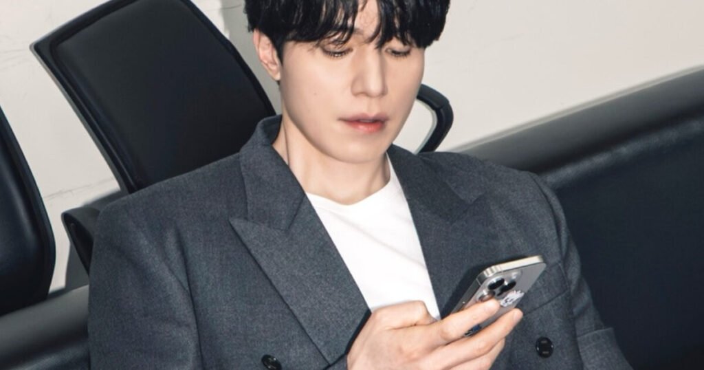 Protesters Demand IU, Lee Dong Wook, And Yuri Pay For Their Coffee
