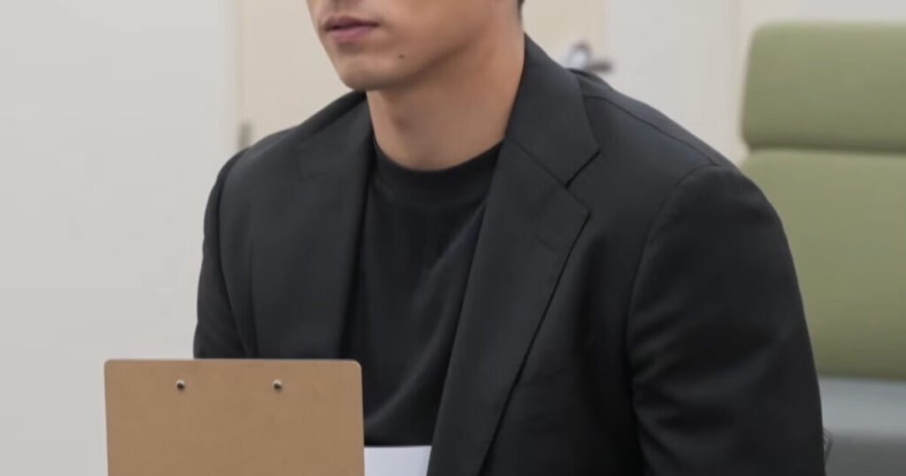 Rich And Handsome Actor Revealed To Be Famous Actress’s Nephew Rich And Handsome Actor Revealed To Be Famous Actress's Nephew