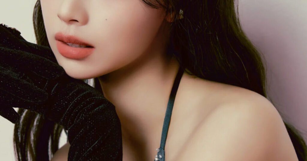 Rising Fifth-Gen Female Idol “Pressures” Fans To Stream Their Song Rising Fifth-Gen Female Idol “Pressures” Fans To Stream Their Song