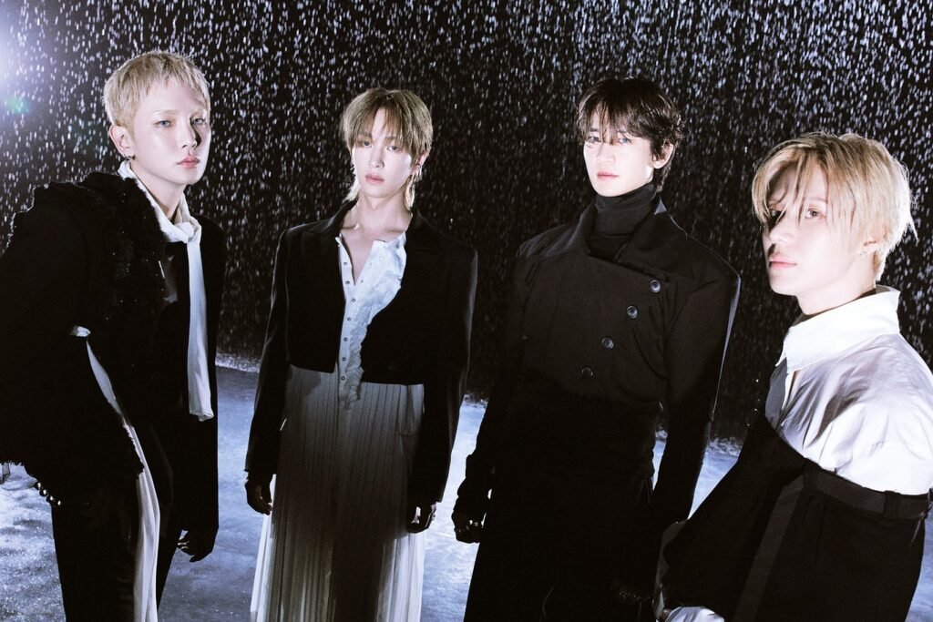 SHINee Tops iTunes Charts All Over The World With "Atmos"