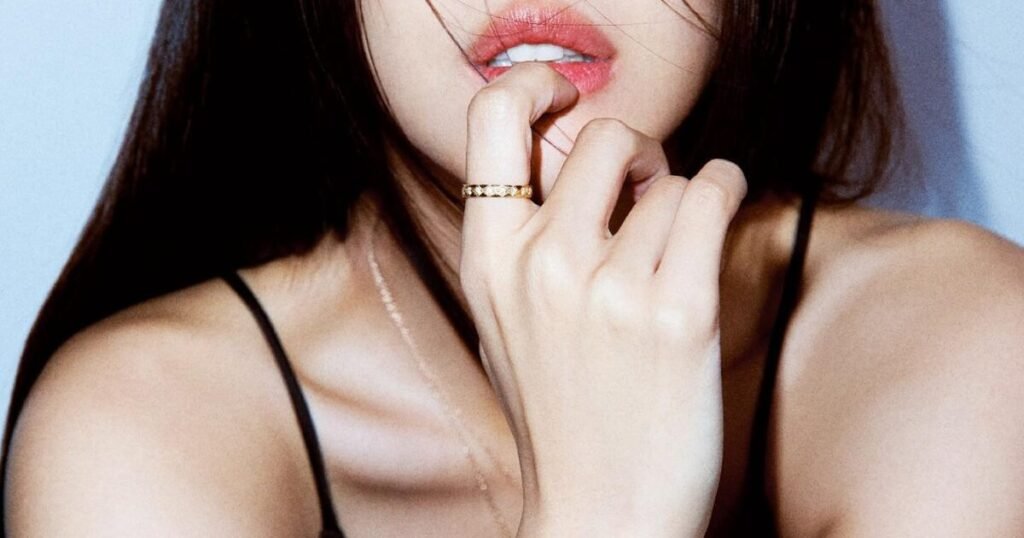 Top Actress Stuns With Unchanged Visuals Just Weeks After Childbirth