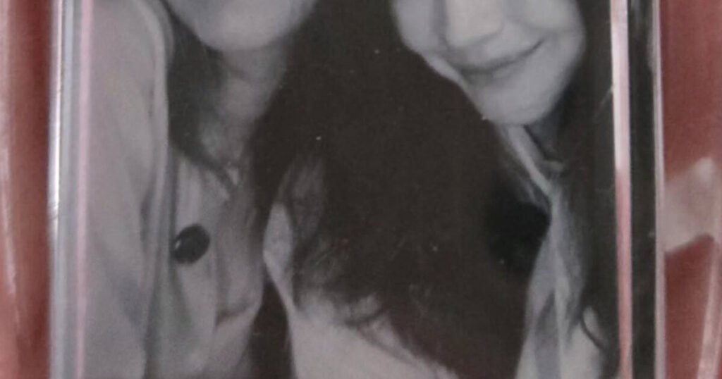 Two Top Actresses Show Off Their 28-Year Friendship Goals
