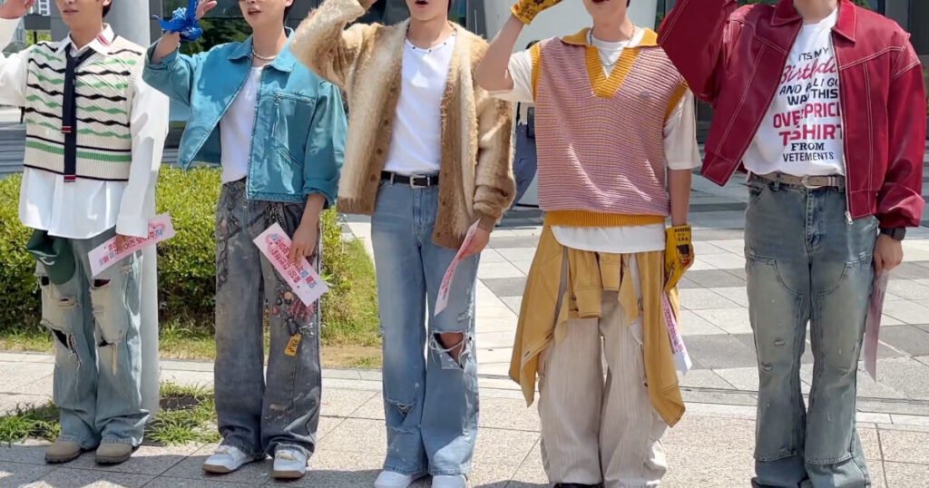 Viral K-Drama Officially Debuts Soldier Idol Group On “M Countdown” Viral K-Drama Officially Debuts Soldier Idol Group On “M Countdown”