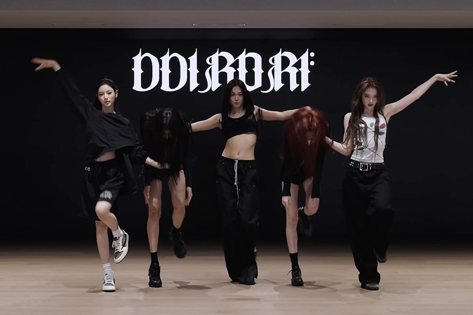 Watch: MEOVV Wows In Fierce Dance Practice Video For "DDI RO RI"