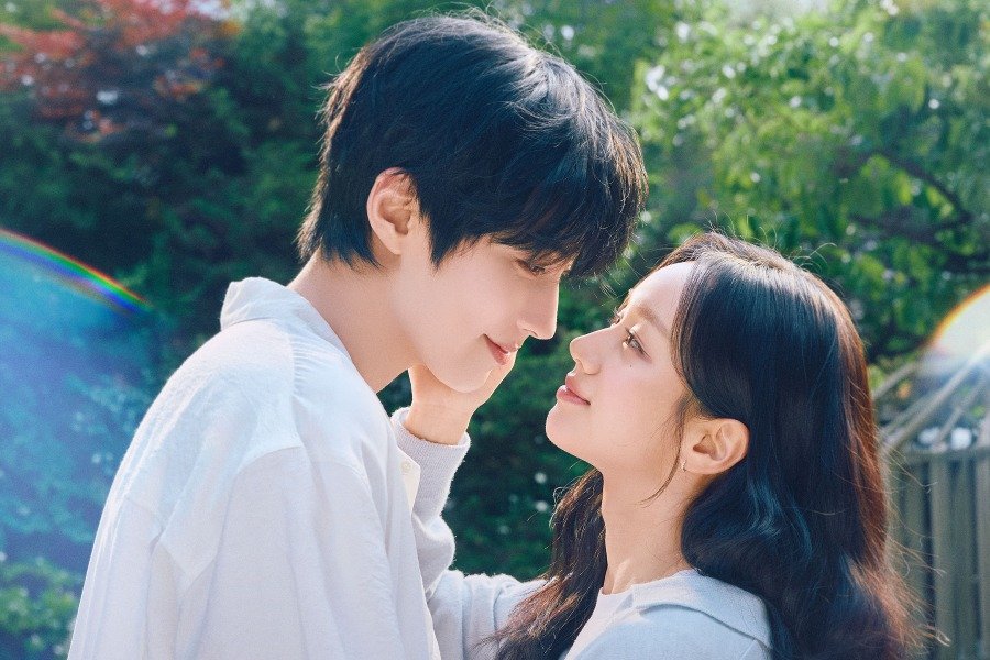 3 Things We Loved & 2 Things We Didn't About The Premiere Of "Dream To You" 