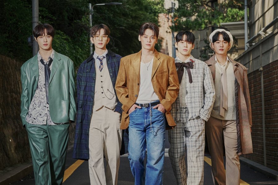 Cha Woo Min, CIX’s Hyunsuk, EPEX’s Baekseung, And More Transform Into Fictional Idol Group In “My Bias, My Boss” Cha Woo Min, CIX's Hyunsuk, EPEX's Baekseung, And More Transform Into Fictional Idol Group In “My Bias, My Boss”