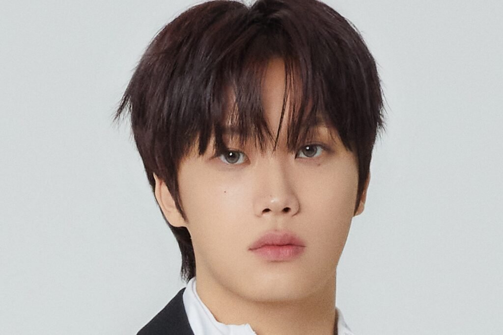 Dragon Pony's Pyun Sunghyun To Go On Hiatus; Band To Promote As 3-Member Group For Time Being