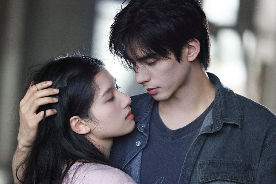 First Impressions: Song Wei Long And Zhang Jing Yi Shine In Bittersweet Romance "Love For You"