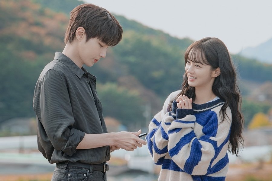 Hwang In Youp And Hyeri’s Relationship Begins To Change In “Dream To You” Hwang In Youp And Hyeri's Relationship Begins To Change In “Dream To You”
