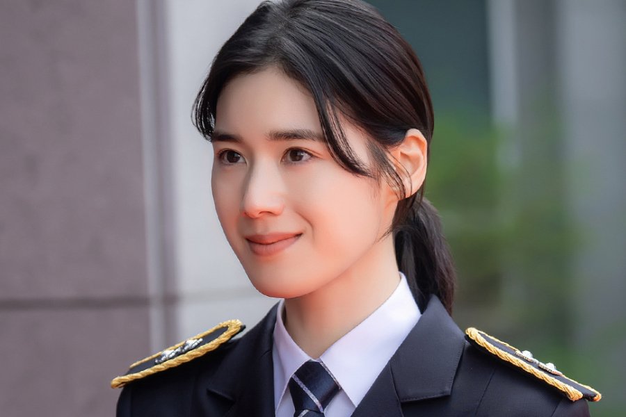 Jung Eun Chae Talks About Joining “Flex x Cop 2” As A Tough Yet Compassionate Detective