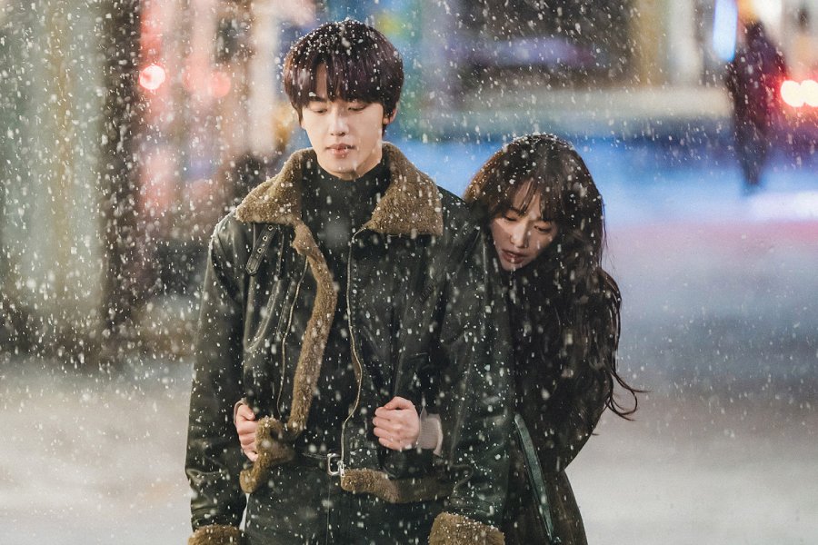 Kang Mina Desperately Holds On To Won Gyu Bin Under The Snow In “See You At Work Tomorrow!”
