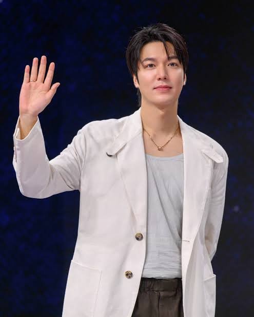 Lee Min Ho and Park Kyu Young in Talks for Romance K-drama But Your Love