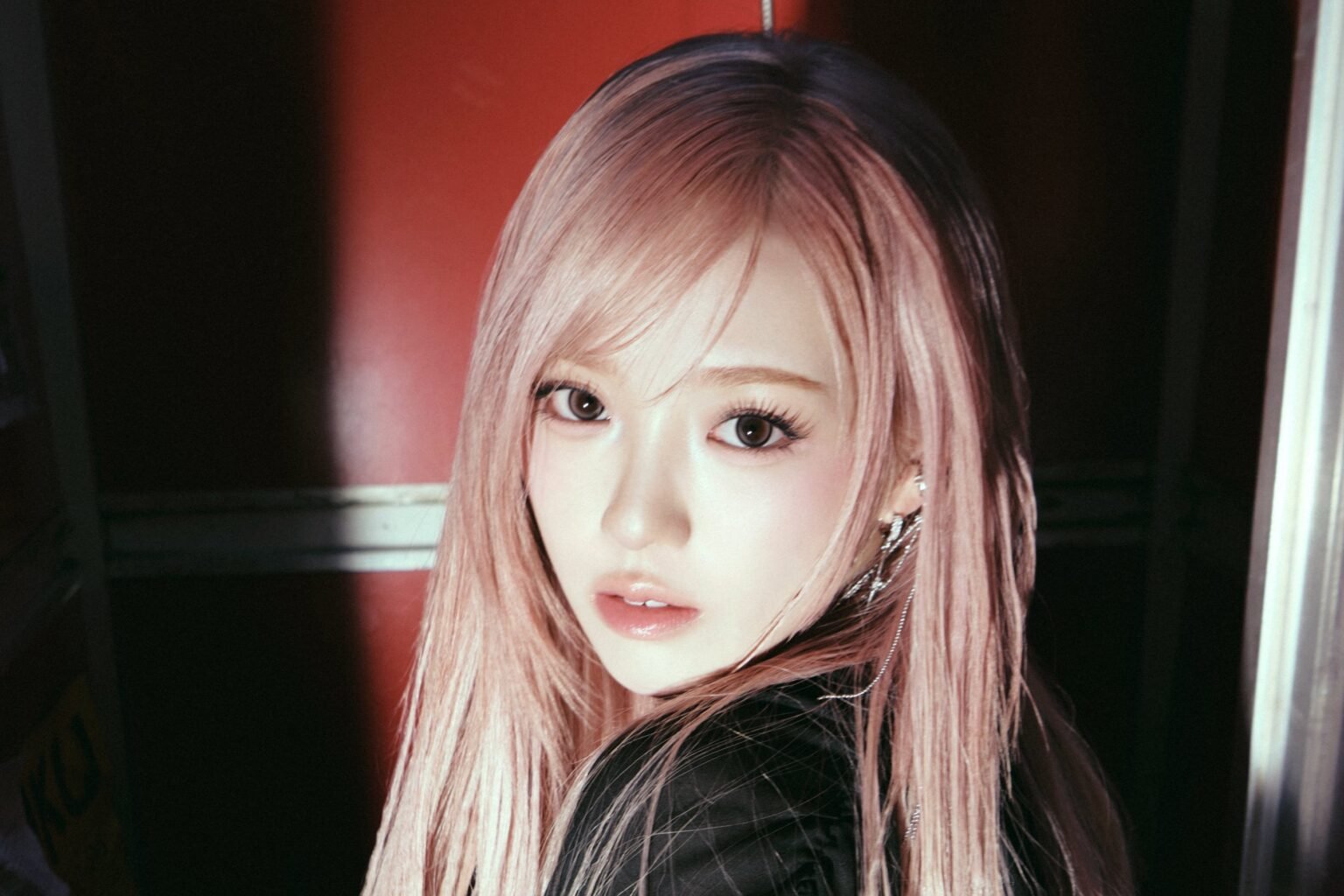 NiziU's Rio Announces Temporary Hiatus Ahead Of Korean Comeback