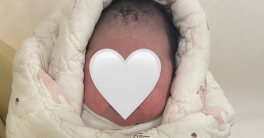 Popular Reality Dating Show Star Gives Birth Popular Reality Dating Show Star Gives Birth