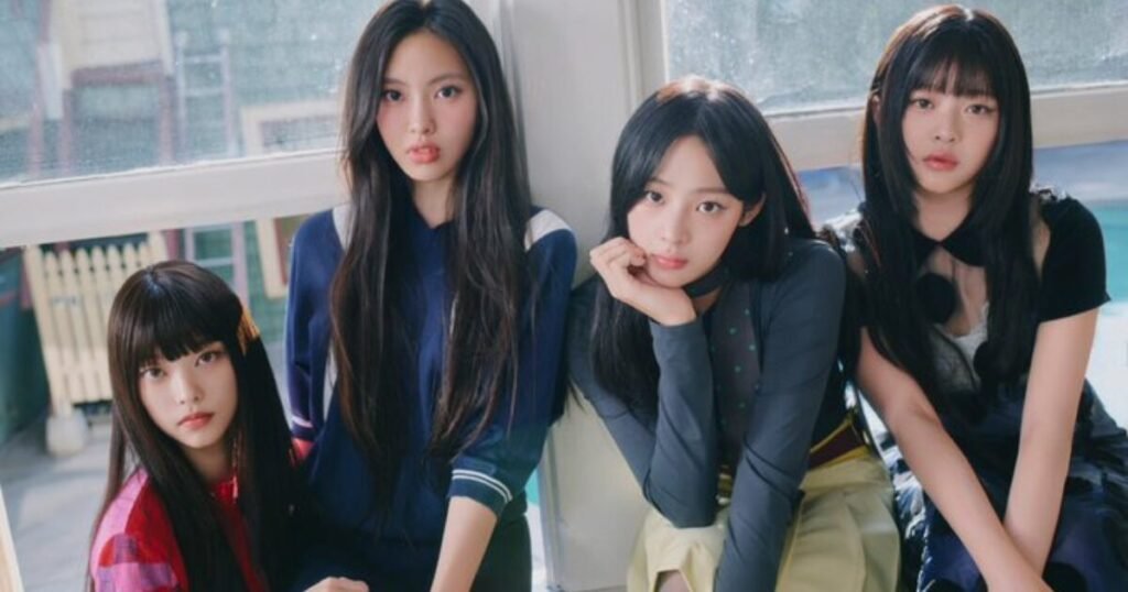 Renowned Art Director Expresses Heated Opinions NewJeans’ Comeback Renowned Art Director Expresses Heated Opinions NewJeans' Comeback