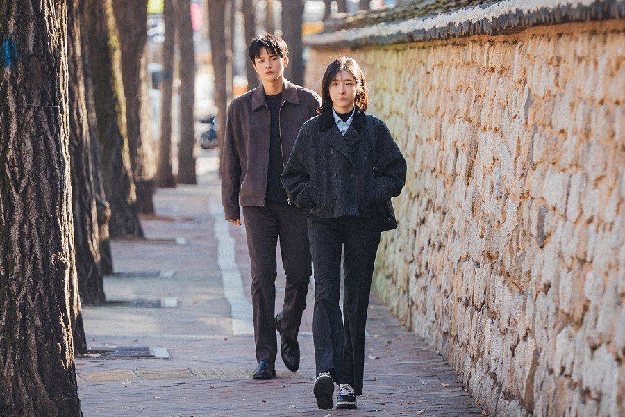 Seo In Guk And Park Ji Hyun Struggle Through An Emotional Fallout In “See You At Work Tomorrow!”