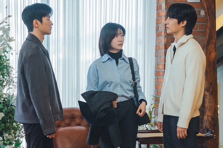 Seo In Guk, Park Ji Hyun, And Choi Kyung Hoon Have A Tense Encounter In “See You At Work Tomorrow!” Seo In Guk, Park Ji Hyun, And Choi Kyung Hoon Have A Tense Encounter In "See You At Work Tomorrow!"