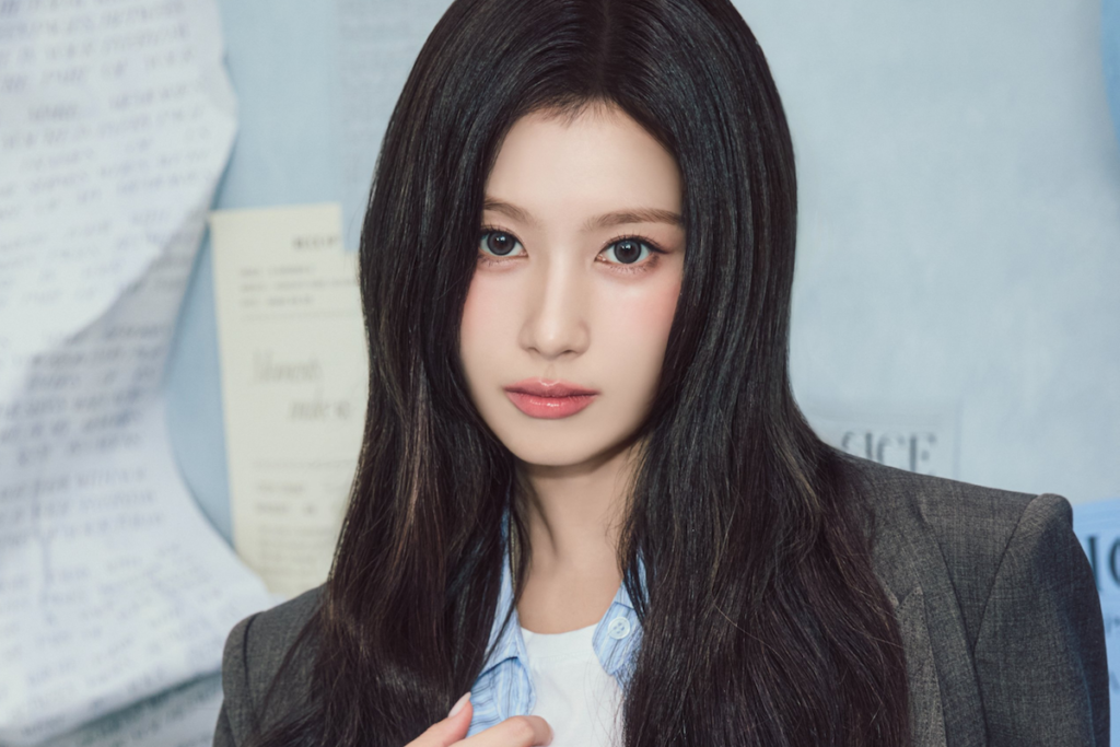 TWICE’s Sana Confirmed To Make Acting Debut TWICE's Sana Confirmed To Make Acting Debut