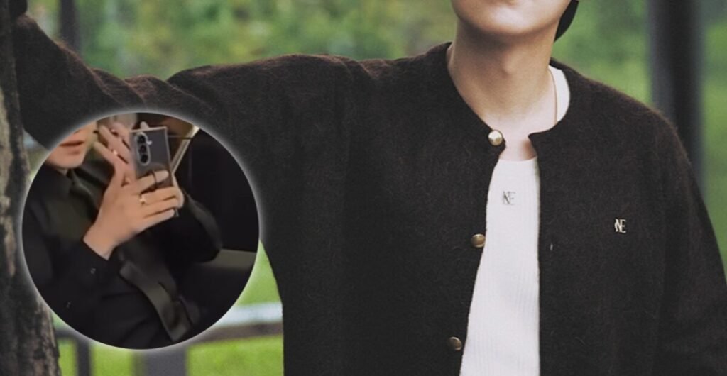 Top Male K-Pop Idol Embroiled In Dating Rumors After Accusations Of FaceTiming Girlfriend Top Male K-Pop Idol Embroiled In Dating Rumors After Accusations Of FaceTiming Girlfriend