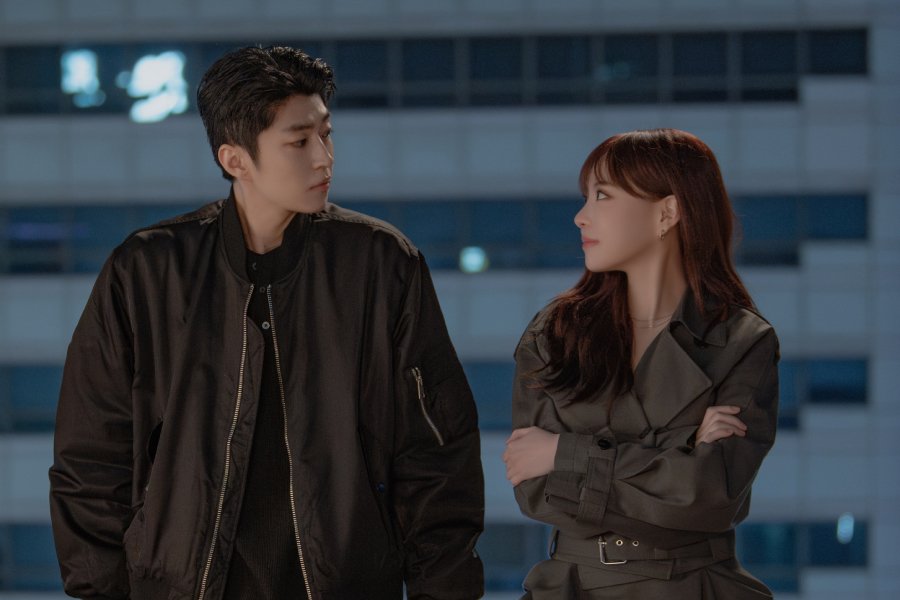 Top Star Lee Yul Eum Falls For Aspiring Actor Baek Sung Chul In “Dream To You” Top Star Lee Yul Eum Falls For Aspiring Actor Baek Sung Chul In “Dream To You”