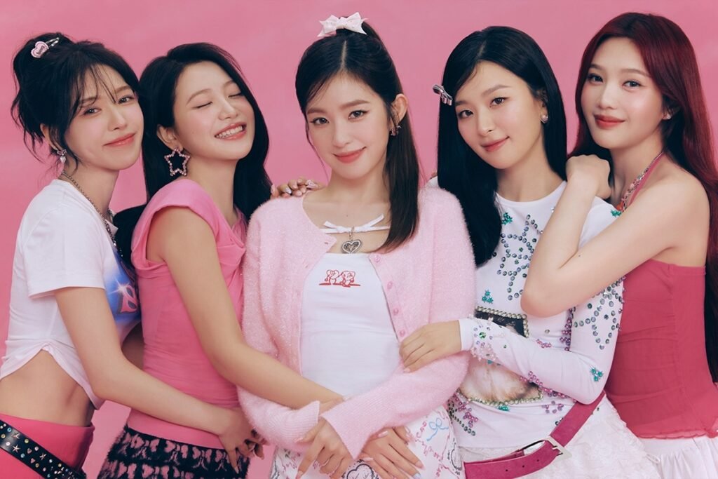 Watch: Red Velvet Announces Comeback Date With 1st Teaser For "Velvet Summer"