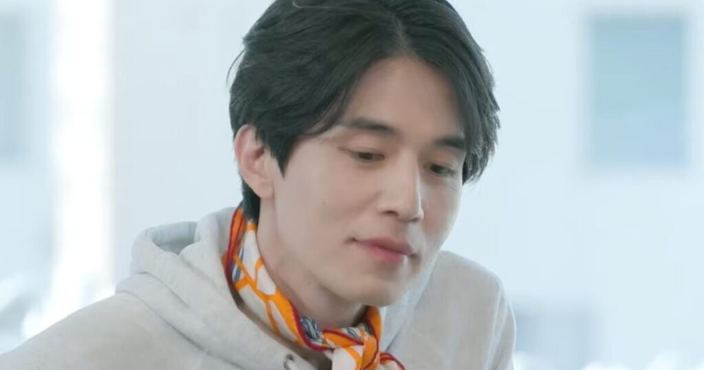 Why Lee Dong Wook Used To Wash His Co-Star’s Underwear Why Lee Dong Wook Used To Wash His Co-Star’s Underwear