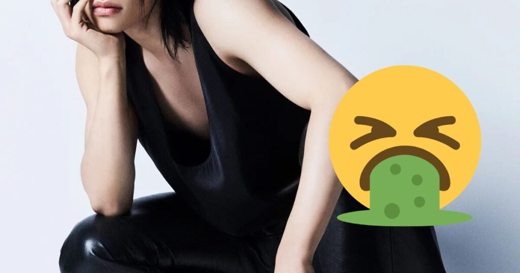 Alleged Interaction Between Netizen And Male Idol At KCON LA Sparks Brutal Hate Towards Him Alleged Interaction Between Netizen And Male Idol At KCON LA Sparks Brutal Hate Towards Him