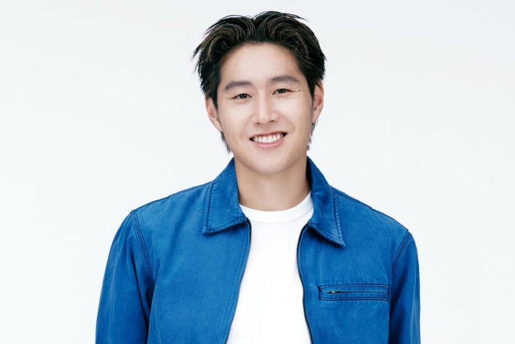 Atlético Madrid Soccer Player Lee Kang In Signs With THEBLACKLABEL