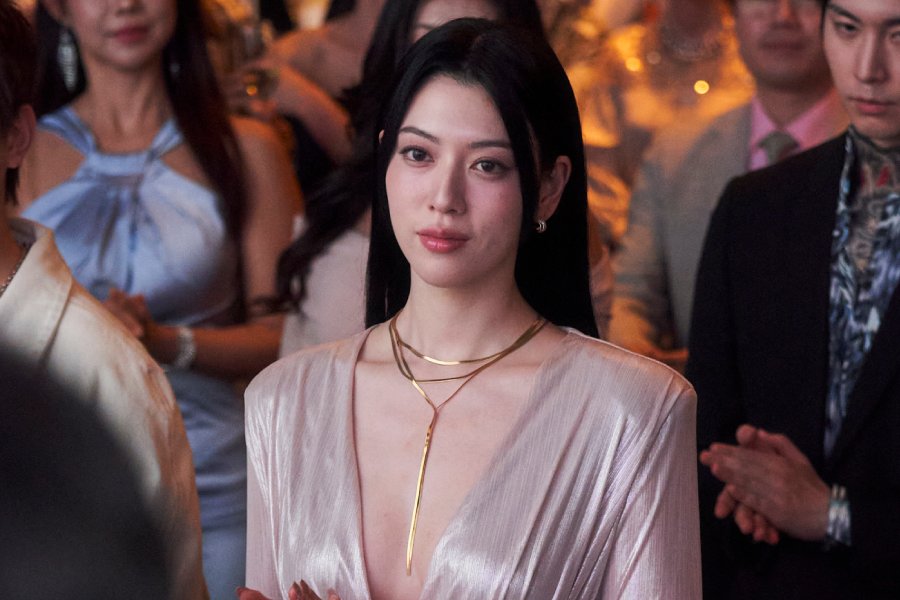 Ayaka Miyoshi Sees Through Every Move In Byun Yo Han And Roh Jae Won’s High-Stakes Game In “Tazza 4”