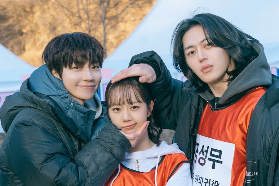 Hwang In Youp, Hyeri, Lee Joo Ahn, And More Share Adorable Behind-The-Scenes Photos On Set Of "Dream To You"