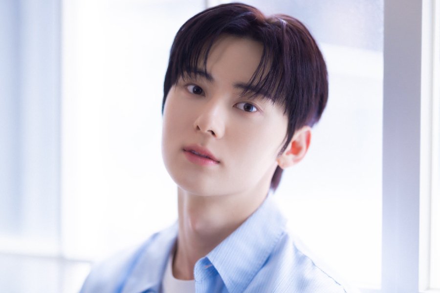 Hwang Minhyun Announces 2026 Fan Meeting “PEACH-BLOSSOM” Hwang Minhyun Announces 2026 Fan Meeting "PEACH-BLOSSOM"