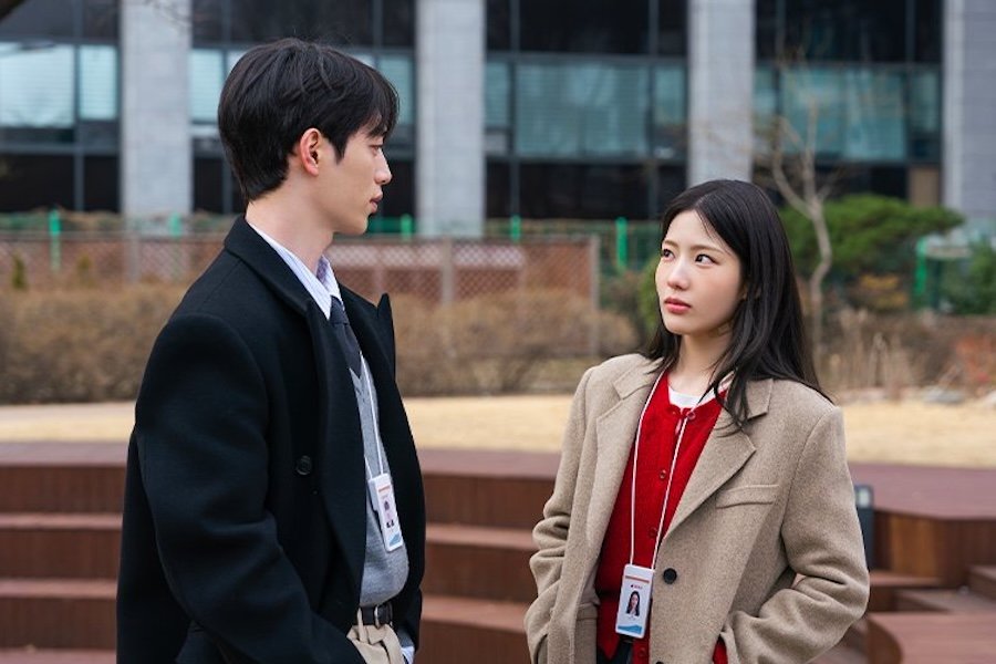 Jo Aram Is Seo Kang Jun’s Teammate Who Isn’t Afraid To Express Her Feelings In New Drama “A Love Other Than Yours” Jo Aram Is Seo Kang Jun’s Teammate Who Isn’t Afraid To Express Her Feelings In New Drama “A Love Other Than Yours”