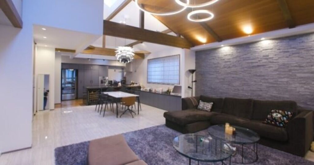 K-Pop Superstar Reveals Jaw-Dropping Luxurious Home With Elevator Inside