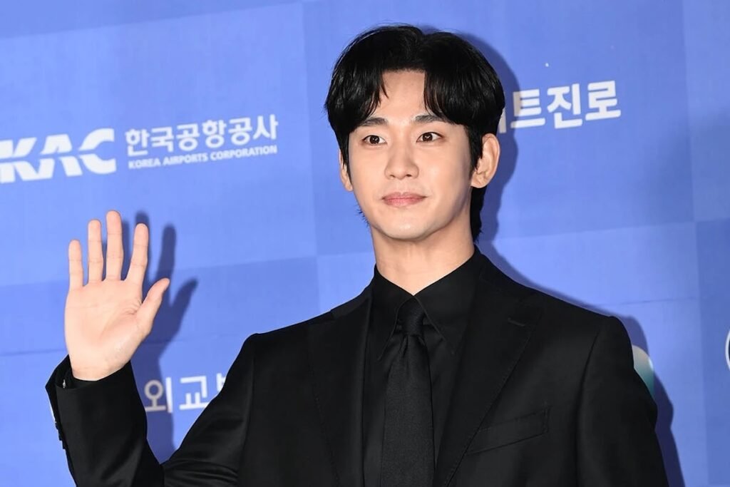 Kim Soo Hyun Confirmed To Attend 2026 The Fact Music Awards As Presenter