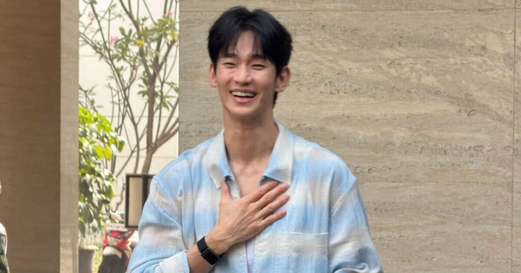 Kim Soo Hyun Remains Popular Despite Controversy With Kim Sae Ron