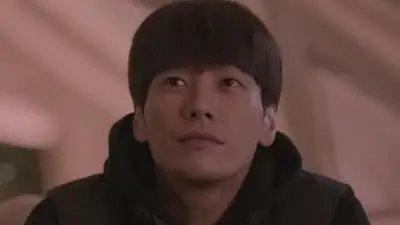 Kim Young Kwang is in Talks for a Lead Role in "Queen of Taming"