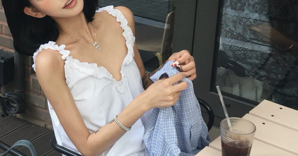 Korean Star Proudly Shows Off Results Of Her Plastic Surgery