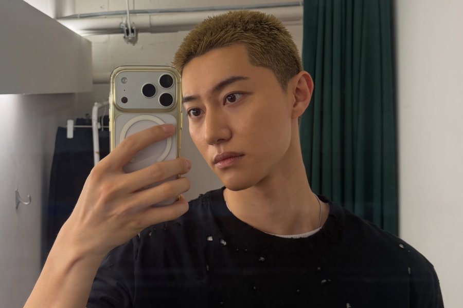 Kwak Dong Yeon Enlists In The Military