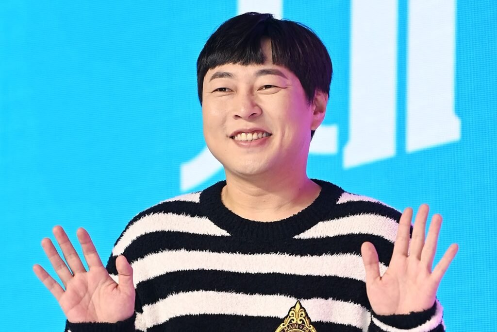 Lee Jin Ho Revealed To Have Been Discharged From Hospital After Collapsing From Cerebral Hemorrhage Lee Jin Ho Revealed To Have Been Discharged From Hospital After Collapsing From Cerebral Hemorrhage
