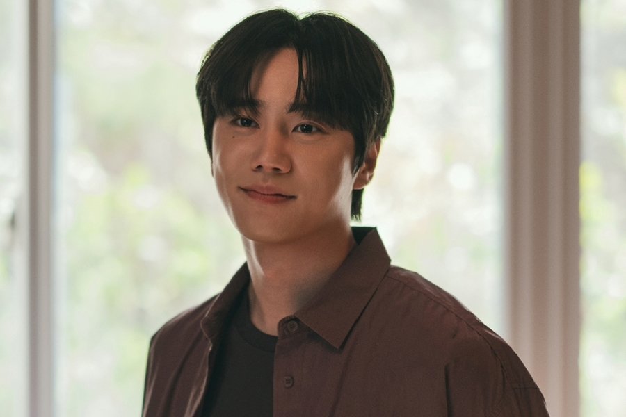 Lee Jun Young Talks About His Pianist Character In “Four Hands, Two Sonatas,” Why He Chose To Star In The Drama, And More Lee Jun Young Talks About His Pianist Character In “Four Hands, Two Sonatas,” Why He Chose To Star In The Drama, And More