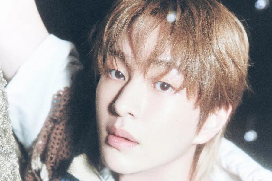 Onew’s Agency Releases Statement Clarifying Involvement With “Injection Auntie” Onew's Agency Releases Statement Clarifying Involvement With "Injection Auntie"