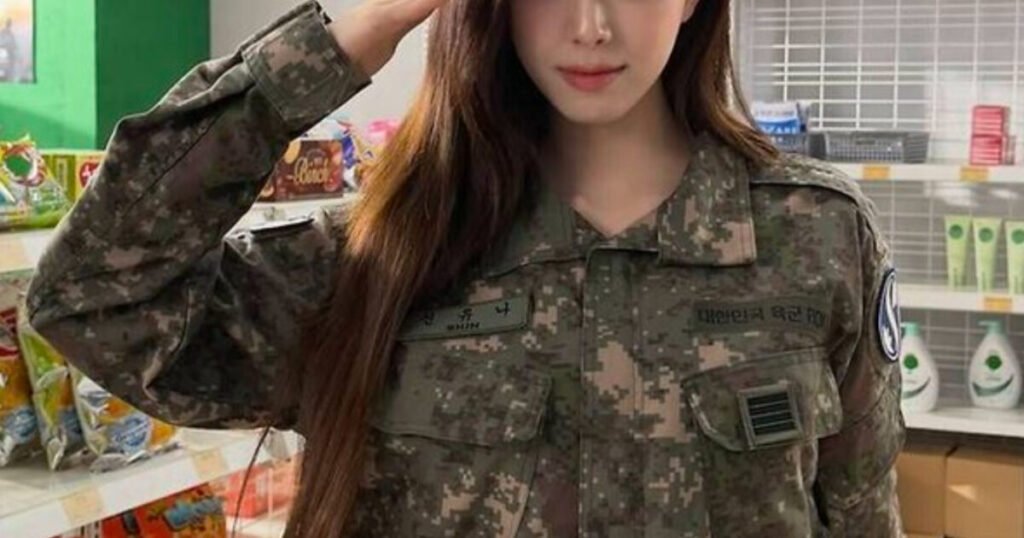 Popular Female Idol Goes Viral After “Transforming” Into A Soldier