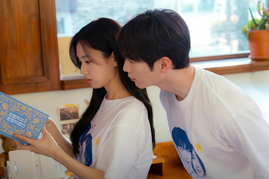 Seo Kang Jun And Ahn Eun Jin Find Romance In The Little Things In New Drama “A Love Other Than Yours” Seo Kang Jun And Ahn Eun Jin Find Romance In The Little Things In New Drama “A Love Other Than Yours”