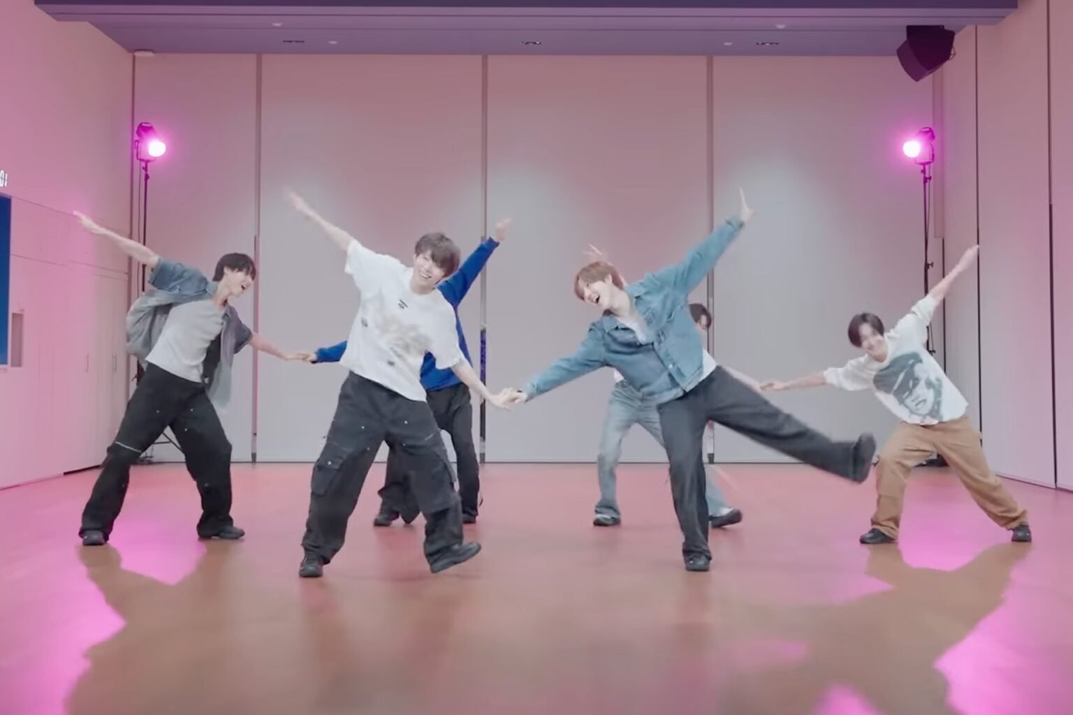 Watch: KickFlip Covers TWICE + Shows Off Their Aegyo In Playful Dance Practice Video Watch: KickFlip Covers TWICE + Shows Off Their Aegyo In Playful Dance Practice Video